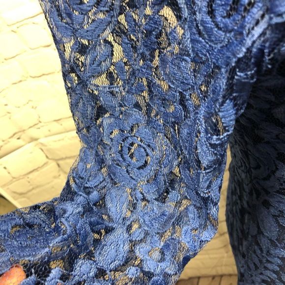 Stretch Lace  Body-Con Evening Dress Royal Blue - Picture 9 of 10